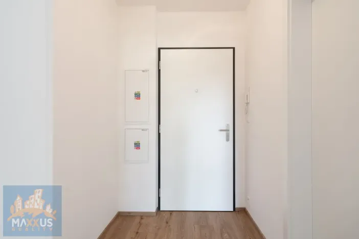 Pronájem bytu 1+kk, Praha - Horní Měcholupy, Milánská, 31 m2
