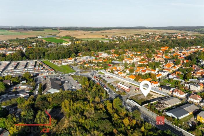 Pronájem komerčního pozemku, Mělník, 1708 m2