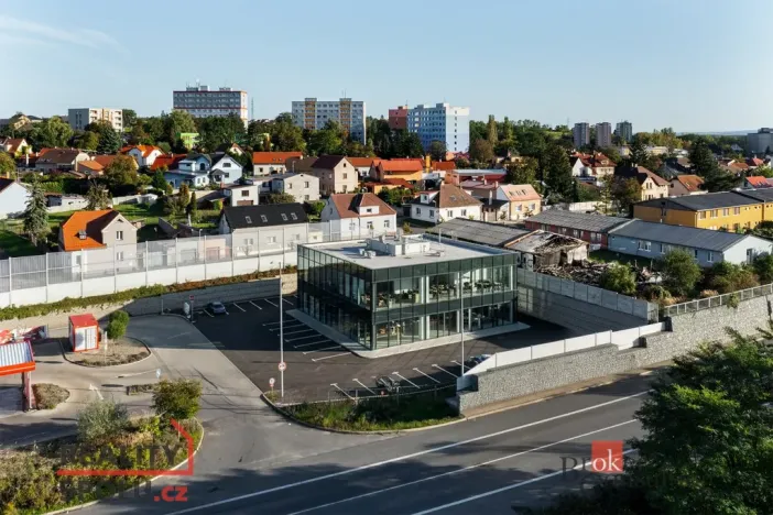 Pronájem komerčního pozemku, Mělník, 1708 m2
