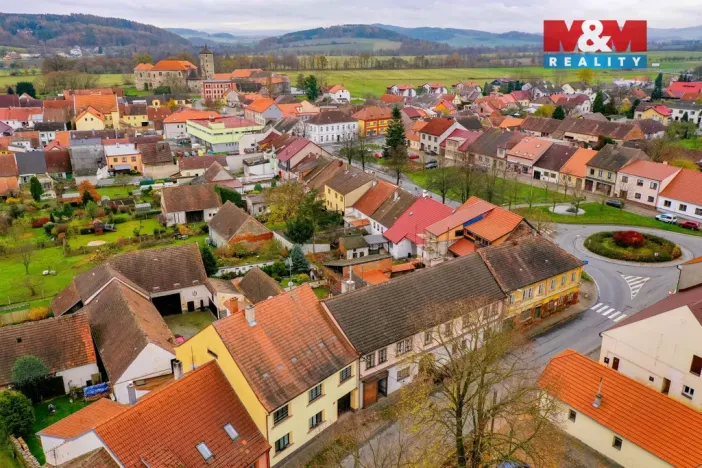 Prodej rodinného domu, Švihov, Komenského, 378 m2