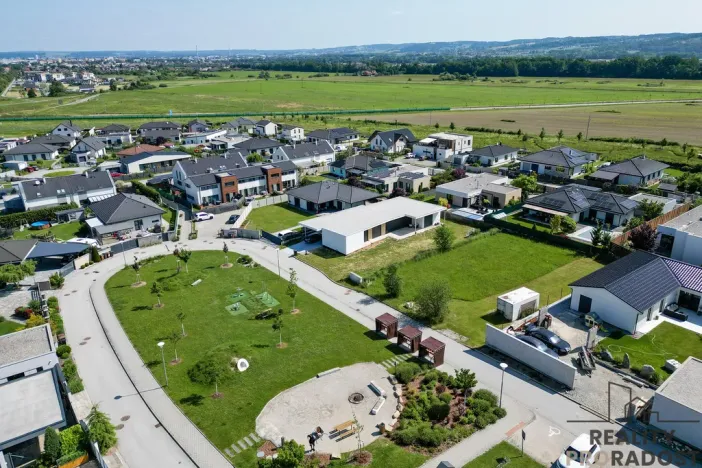 Prodej rodinného domu, Včelná, Jiřičkova, 208 m2