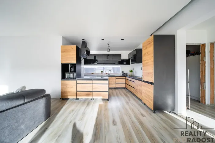 Prodej rodinného domu, Včelná, Jiřičkova, 208 m2