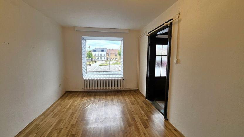 Pronájem obchodního prostoru, Nové Město pod Smrkem, Mírové náměstí, 150 m2
