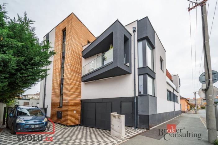 Prodej bytu 3+kk, Hradec Králové - Pražské Předměstí, Kuklenská, 74 m2