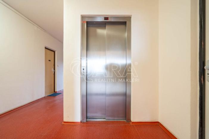 Pronájem bytu 1+kk, Praha - Braník, Nad lesním divadlem, 25 m2