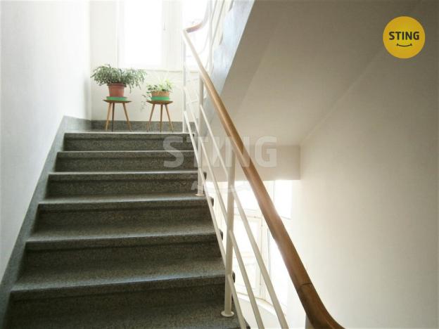 Pronájem kanceláře, Zlín, třída Tomáše Bati, 108 m2