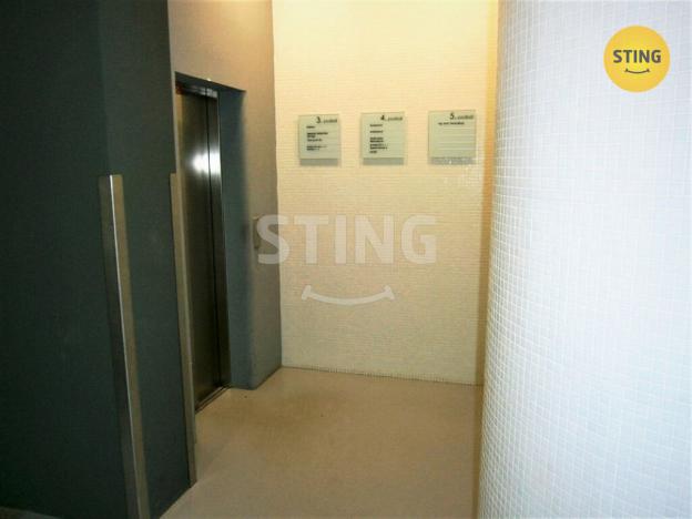 Pronájem kanceláře, Zlín, třída Tomáše Bati, 108 m2