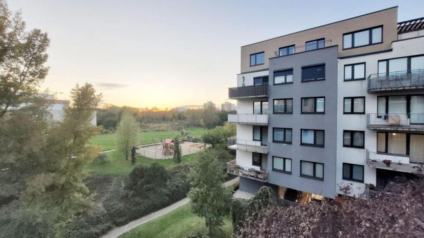 Pronájem bytu 2+kk, Praha - Střížkov, Makedonská, 48 m2