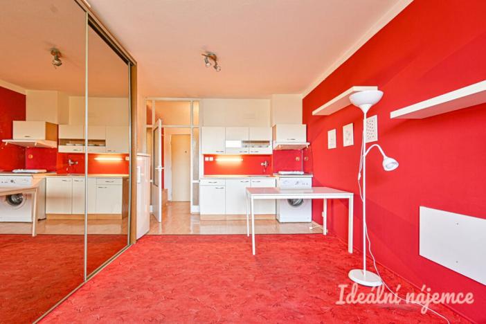 Pronájem bytu 1+kk, Brno, Vychodilova, 26 m2