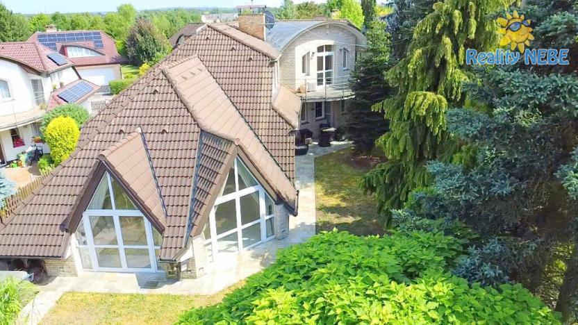 Pronájem vily, Praha - Benice, U zahrádek, 427 m2