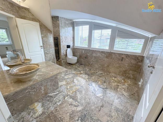 Pronájem vily, Praha - Benice, U zahrádek, 427 m2