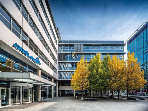 Pronájem kanceláře, Praha, Radlická, 208 m2