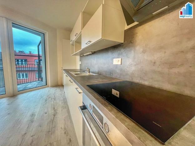 Pronájem bytu 2+kk, Plzeň, Na Jíkalce, 57 m2