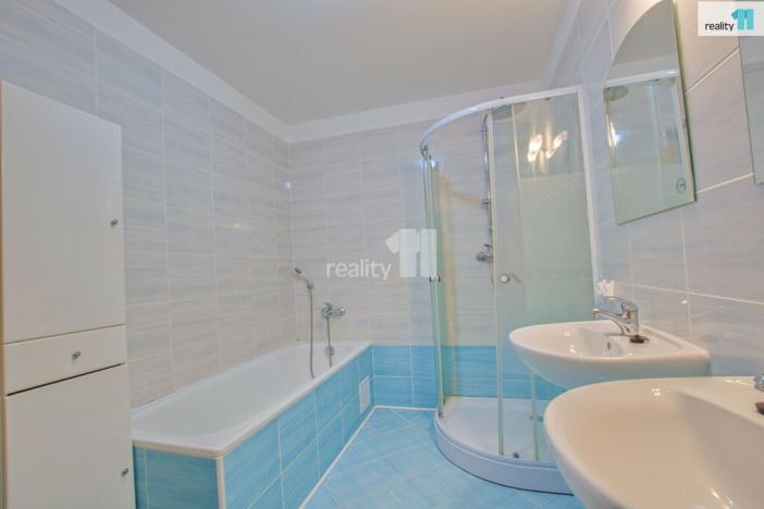 Prodej bytu 3+1, Liberec - Liberec XXIII-Doubí, Dubice, 97 m2