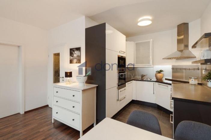 Pronájem bytu 2+kk, Praha, U staré cihelny, 54 m2