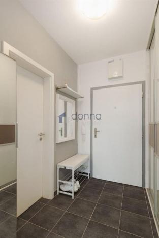 Pronájem bytu 2+kk, Praha, U staré cihelny, 54 m2
