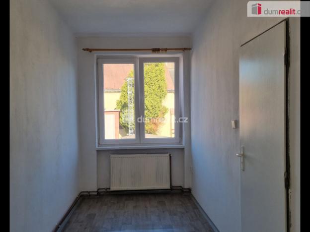 Pronájem bytu 2+1, Rumburk - Rumburk 1, Náměstí Dobrovského, 67 m2