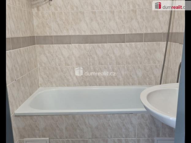 Pronájem bytu 2+1, Rumburk - Rumburk 1, Náměstí Dobrovského, 67 m2