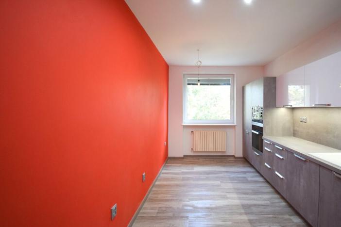 Prodej bytu 3+1, Plzeň - Severní Předměstí, Karlovarská, 82 m2