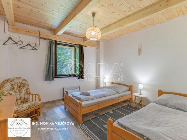 Prodej bytu 4+kk, Mikulovice, Na Bukovci, 200 m2