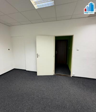 Pronájem obchodního prostoru, Plzeň, Koterovská, 70 m2