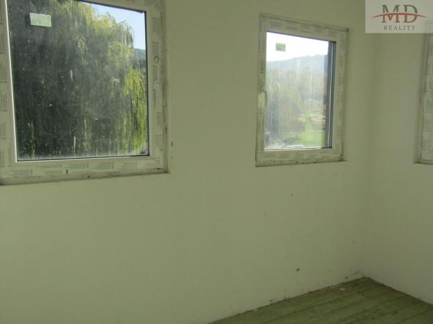 Prodej bytu 2+1, Trmice, 71 m2