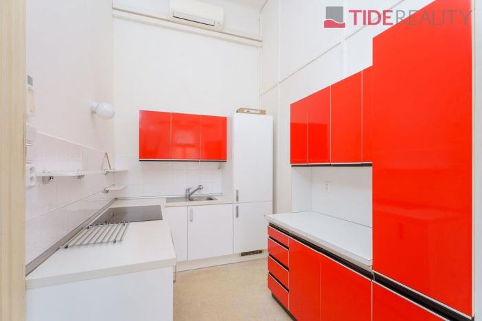 Prodej bytu 3+1, Praha, Senovážné náměstí, 95 m2