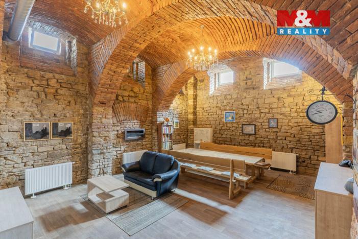 Prodej komerční nemovitosti, Kroměříž, Tovačovského, 106 m2