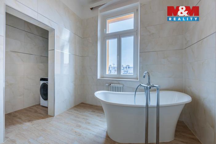 Prodej bytu 2+kk, Karlovy Vary, Svahová, 80 m2