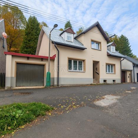 Prodej rodinného domu, Jáchymov, Na Valech, 200 m2