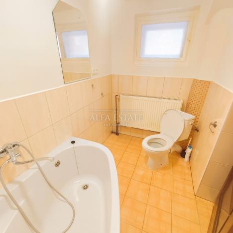 Prodej rodinného domu, Jáchymov, Na Valech, 200 m2