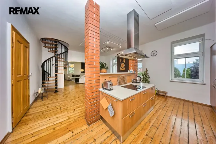 Prodej bytu 5+1, Olomouc - Bělidla, Roháče z Dubé, 189 m2