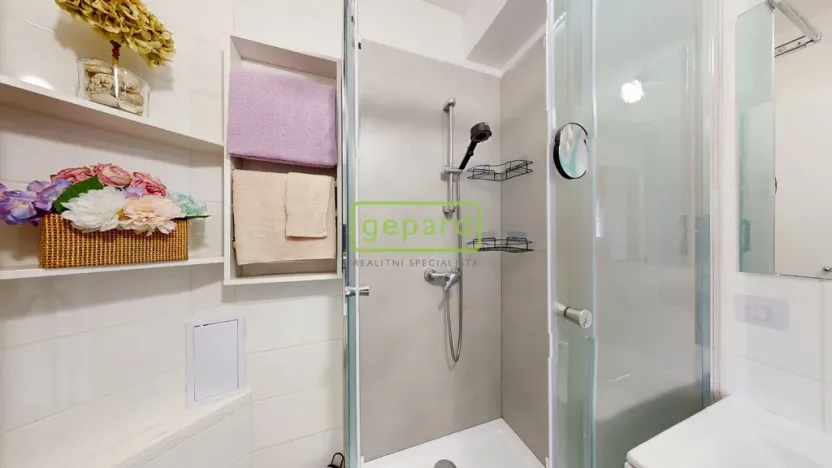 Prodej bytu 2+1, Teplice, Svojsíkova, 53 m2