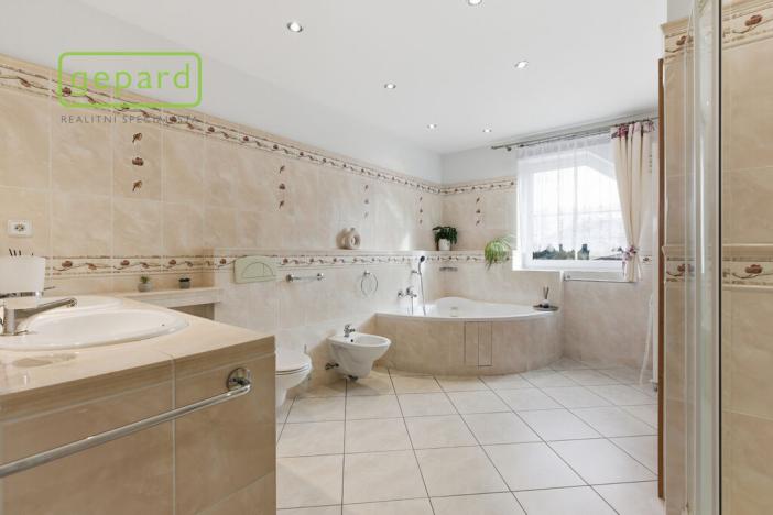 Prodej rodinného domu, Mírová, 175 m2