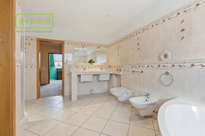 Prodej rodinného domu, Mírová, 175 m2