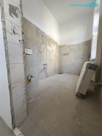 Prodej bytu 1+kk, Mariánské Lázně, Hlavní třída, 31 m2