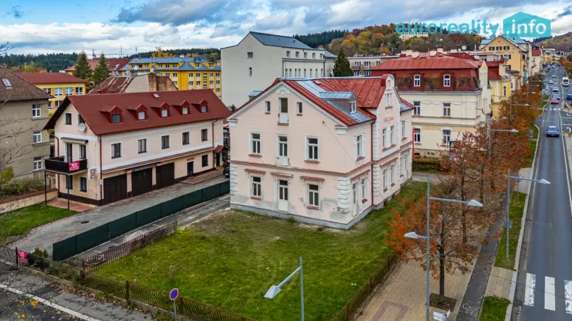 Prodej bytu 1+kk, Mariánské Lázně, Hlavní třída, 31 m2