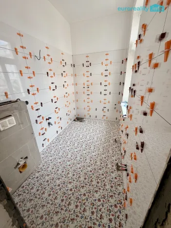 Prodej bytu 1+kk, Mariánské Lázně, Hlavní třída, 31 m2