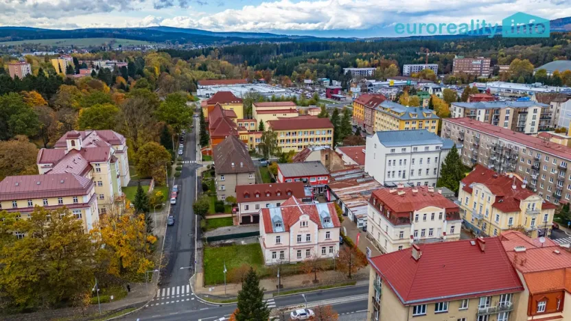 Prodej bytu 2+kk, Mariánské Lázně, Hlavní třída, 47 m2