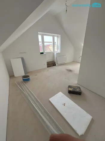 Prodej bytu 1+kk, Mariánské Lázně, Hlavní třída, 32 m2