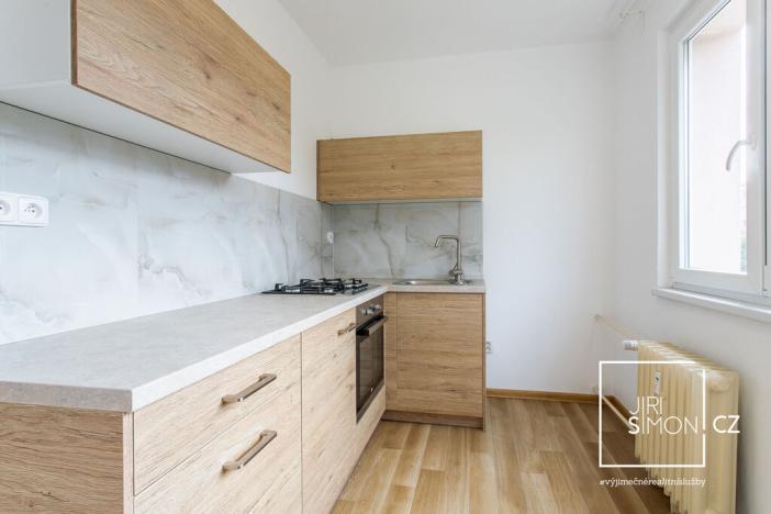 Pronájem bytu 2+1, Praha - Malešice, Počernická, 53 m2