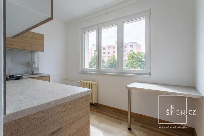 Pronájem bytu 2+1, Praha - Malešice, Počernická, 53 m2