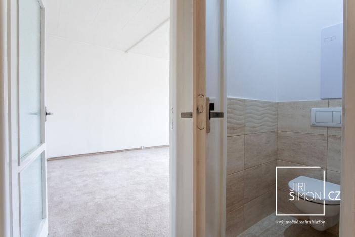 Pronájem bytu 2+1, Praha - Malešice, Počernická, 53 m2