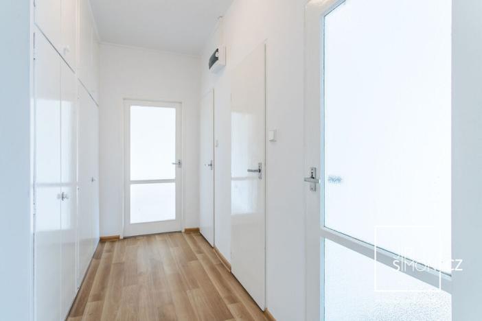 Pronájem bytu 2+1, Praha - Malešice, Počernická, 53 m2
