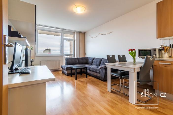 Pronájem bytu 2+kk, Praha - Řepy, Skuteckého, 52 m2