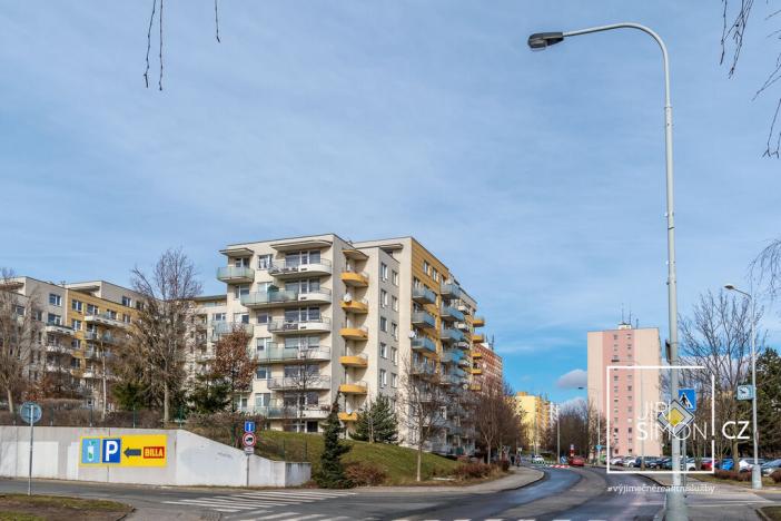 Pronájem bytu 2+kk, Praha - Řepy, Skuteckého, 52 m2