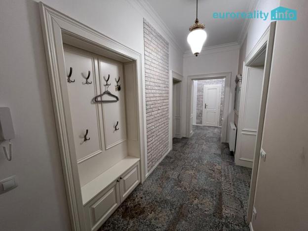 Prodej bytu 2+1, Mariánské Lázně, Anglická, 156 m2