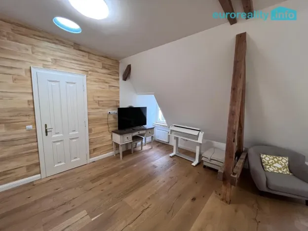 Prodej bytu 2+1, Mariánské Lázně, Anglická, 156 m2