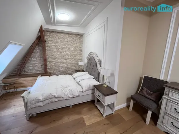 Prodej bytu 2+1, Mariánské Lázně, Anglická, 156 m2