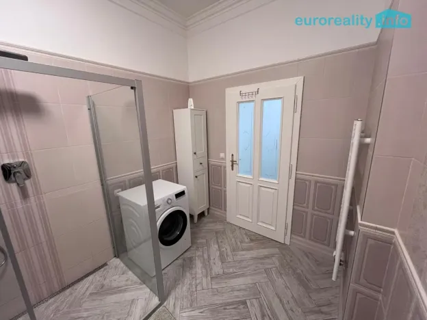 Prodej bytu 2+1, Mariánské Lázně, Anglická, 156 m2